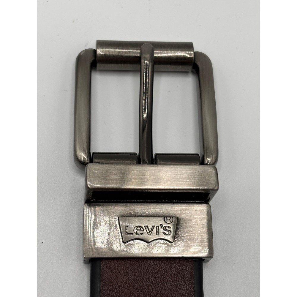 Levi's Men's Brown & Black Reversible Belt Brushed Metal Buckle 1.25" x 31" - Picture 2 of 11